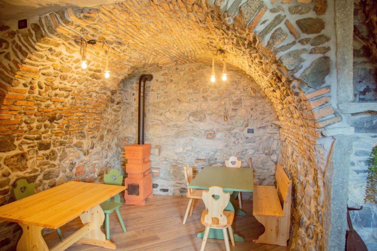 סן פדלה אינטלבי Agriturismo La Cascina B&B מראה חיצוני תמונה